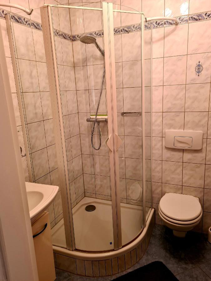 Evi'S Apartment レーゲンスブルク エクステリア 写真